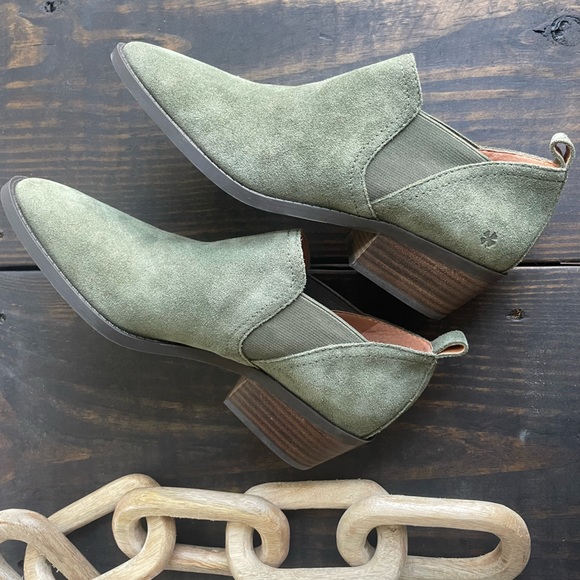 LUCKY BRAND BOOTS - Picture 9 of 12